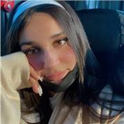 Étudiante donne cours d’anglais niveau CP-CE1